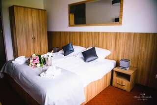 Отель Hotel Turkovia Турек Двухместный номер с 1 кроватью или 2 отдельными кроватями - Подходит для гостей с ограниченными физическими возможностями-8